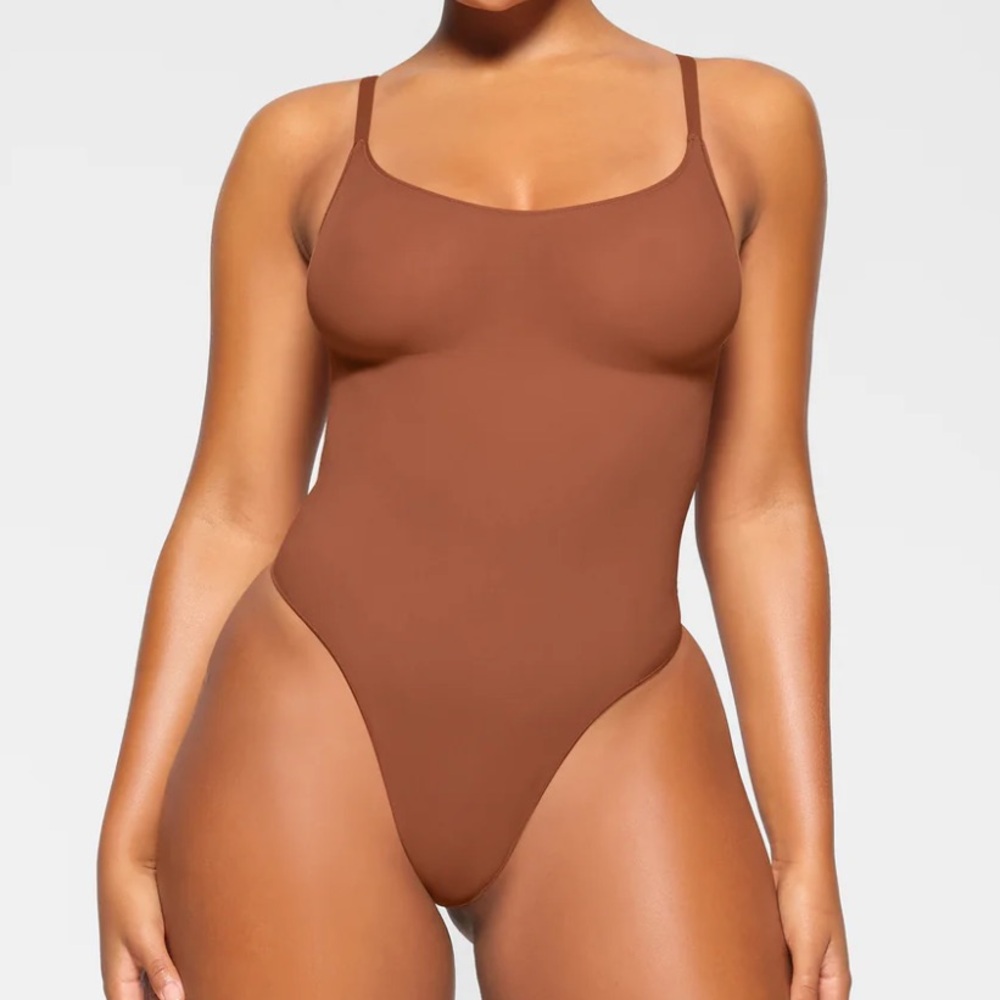 NWT SKIMS Everyday Sculpt Bodysuit